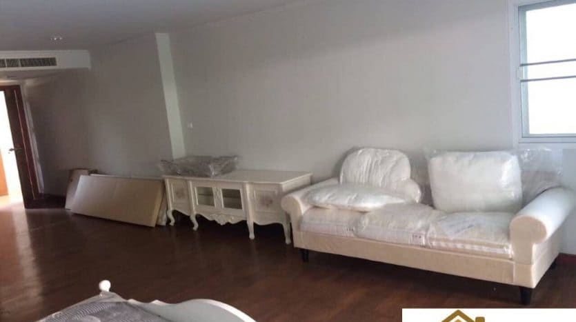 Fully Furnished 1 Bed Unit In A Beachfront Condo Cha Am