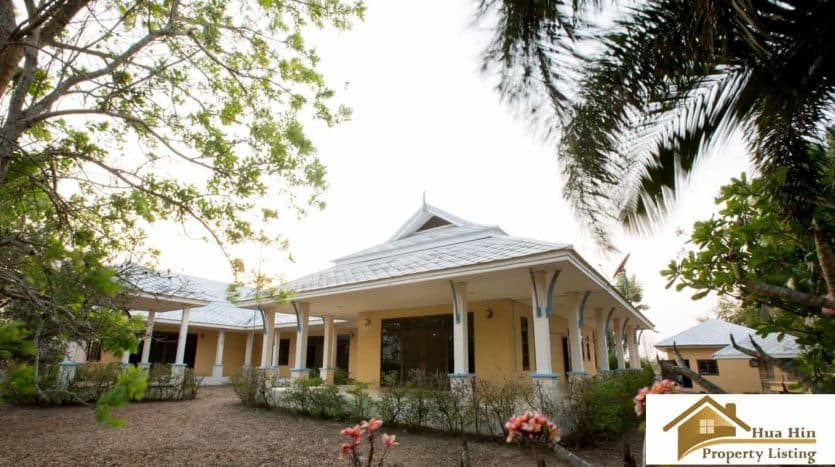 Beautiful Pranburi Property Feature Packed On A 5 Rai Plot