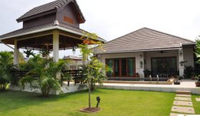Hua Hin Beautiful Resale Pool Villa In Pristine Condition
