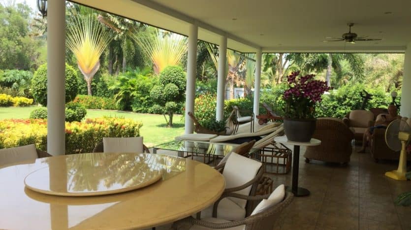Absolutely Stunning Property For Sale North Hua Hin