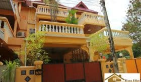 Reduced Townhouse For Sale in Khao Takiab, Hua Hin