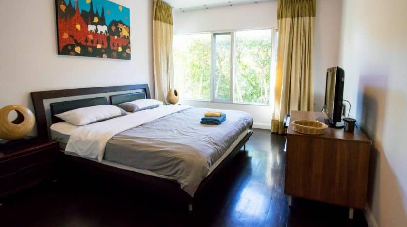 Central Hua Hin Beachfront Condo For Sale 2 Bedroom & 2 Bathroom