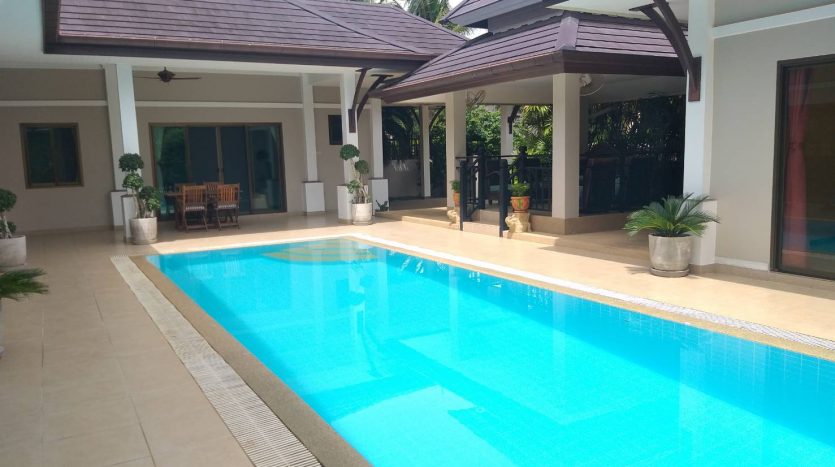 Hua Hin 4-Bed 4-Bath Pool Villa For Sale The Heights 2