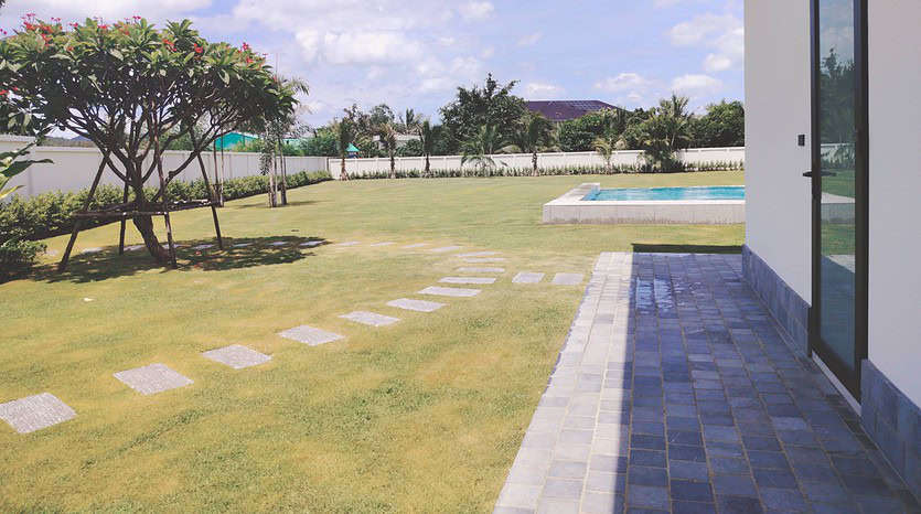 Ready to Move Fully Furnished 4 Bed Pool Villa for Sale in Hua Hin