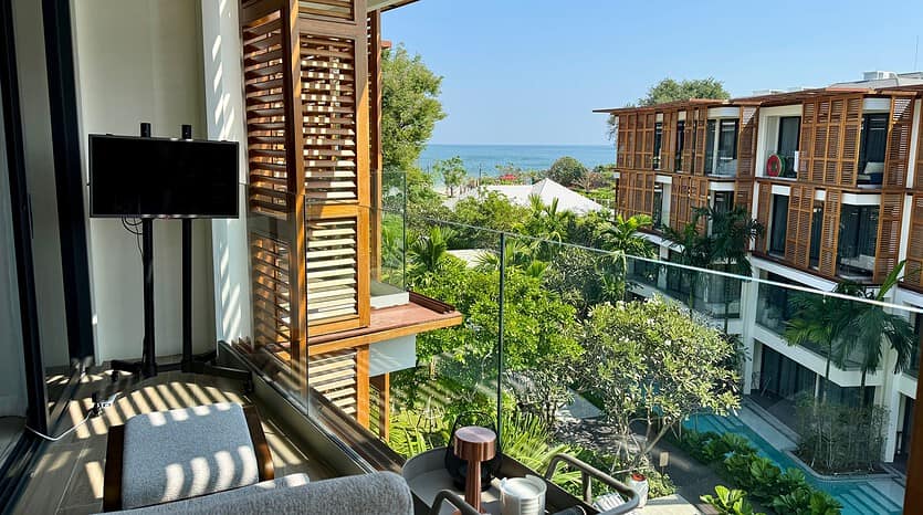 Luxurious Beach Condo For Sale At Intercontinental Residences Hua Hin