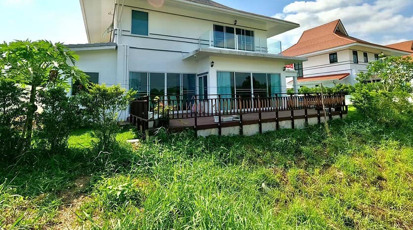 Lakefront Villa For Sale in Hua Hin