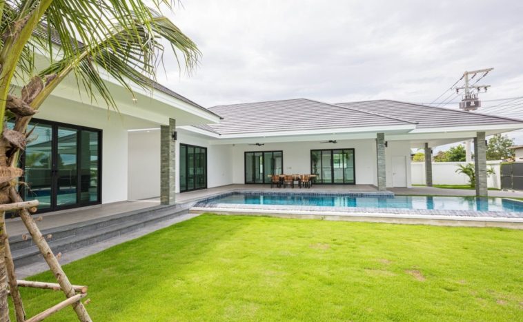 Highland Villas 3 Hua Hin Luxury Pool Villa For Sale Near Black Mountain Golf