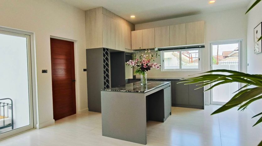 Luxurious 3 Bed, 3 Bath House With Private Pool for Sale In Coco Hua Hin Project