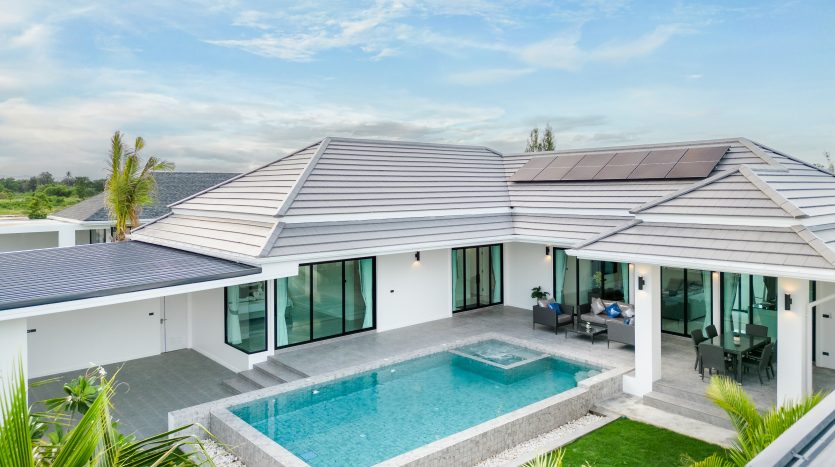 Luxurious Pool Villa for Sale in Botanica Hua Hin