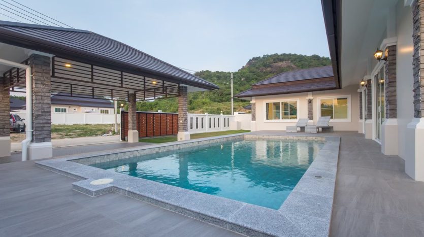 Luxury Private Pool Villa at Hua Hin Grand Hills for Sale