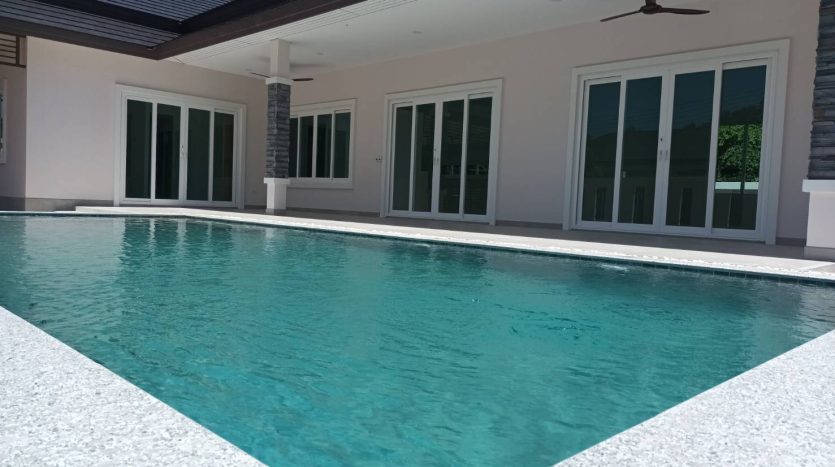 Luxury Private Pool Villa at Hua Hin Grand Hills for Sale