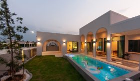 Reeva Cha-am Furnished Home With Pool For Sale in Residential Development