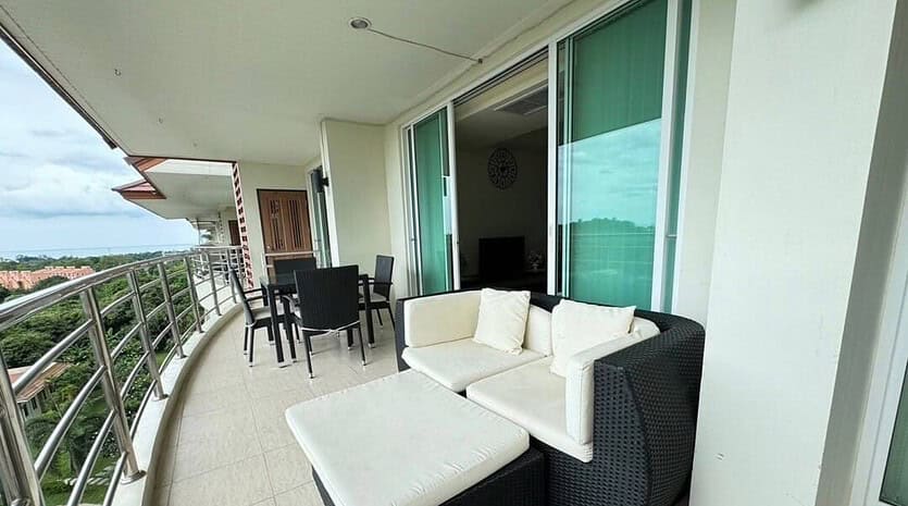 Luxury Condo for Sale in Hua Hin – Spacious 2-Bedroom with Mountain Views