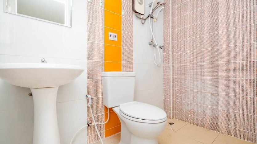24-Room Apartment for Sale in Hua Hin Soi 94 – Prime Location Near Beach