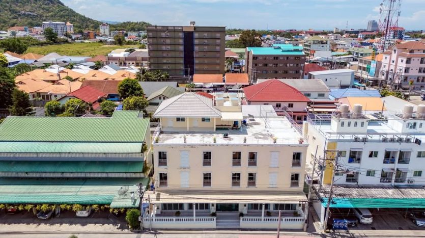 24-Room Apartment for Sale in Hua Hin Soi 94 – Prime Location Near Beach