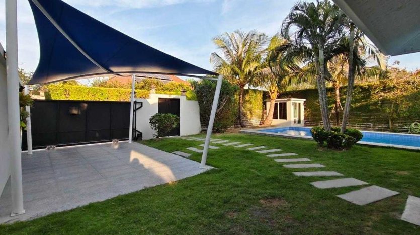 Luxurious 3-Bedroom Pool Villa for Sale in Smart House Valley, Hua Hin