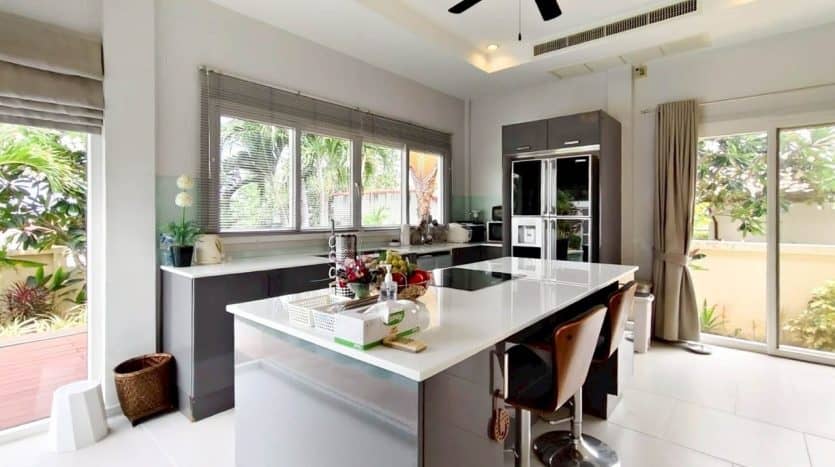 Ready to Move-in Luxury Pool Villa Near Golf Course for Sale In Hua Hin