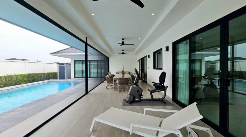 The Clouds 2 Premium Pool Villa for Sale in Hua Hin Soi 70