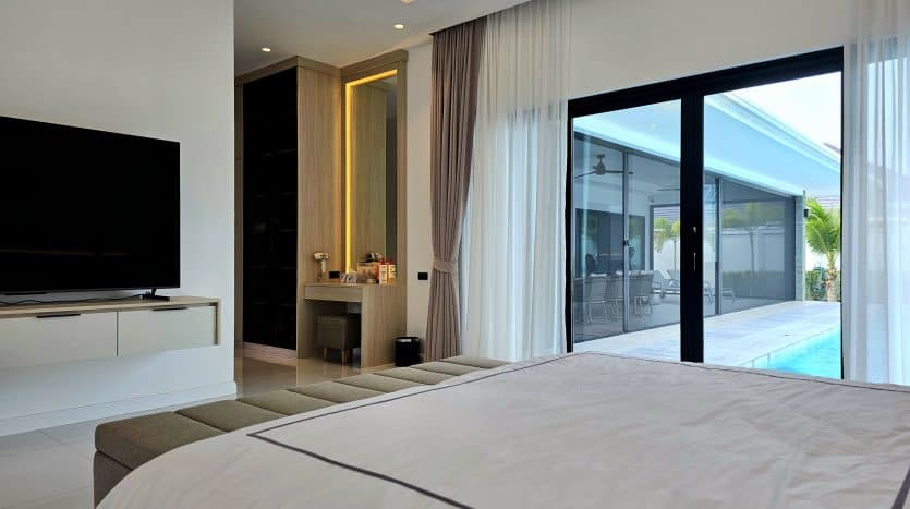 The Clouds 2 Premium Pool Villa for Sale in Hua Hin Soi 70