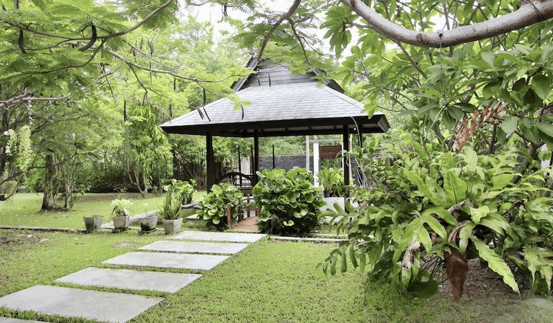 Luxury Pool Villa with Private Lake for Sale in Cha Am
