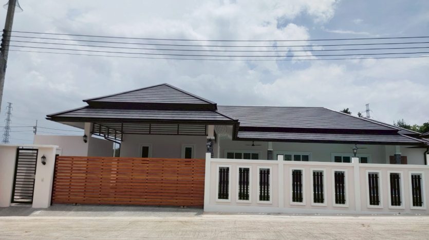 Modern 3-Bed Pool Villa for Sale with Premium Facilities in Hua Hin Grand Hills