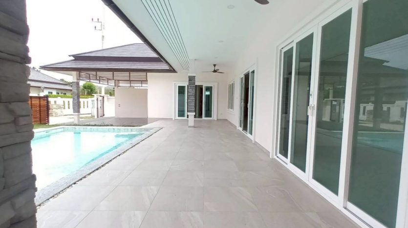 Modern 3-Bed Pool Villa for Sale with Premium Facilities in Hua Hin Grand Hills