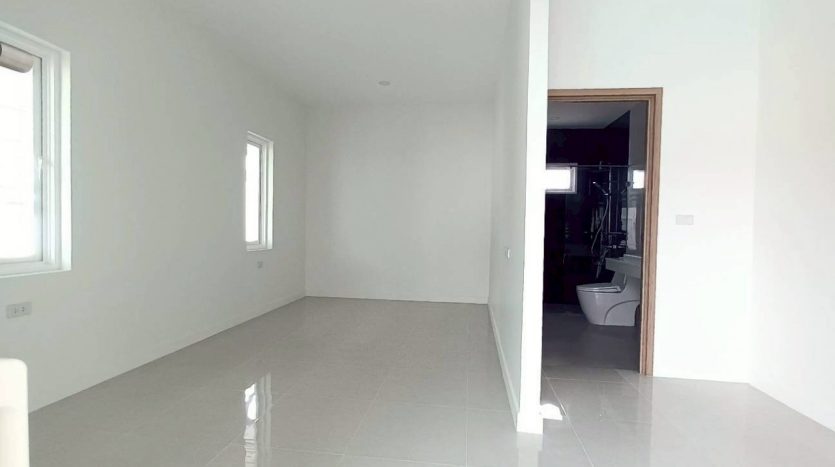 Modern 3-Bed Pool Villa for Sale with Premium Facilities in Hua Hin Grand Hills
