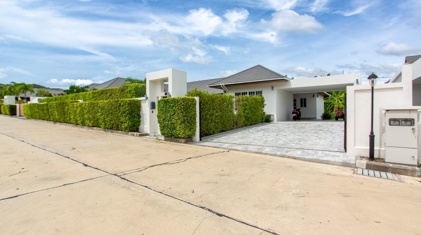 Spacious 3-Bedroom Pool Villa in Hua Hin for Sale at Hillside Hamlet 8