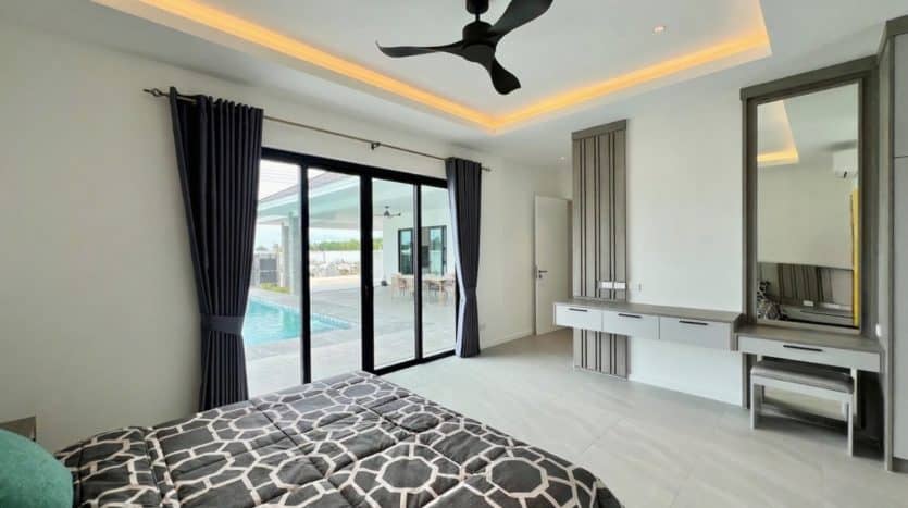 Brand New Luxury 3-Bedroom Pool Villa for Sale in Hua Hin Town