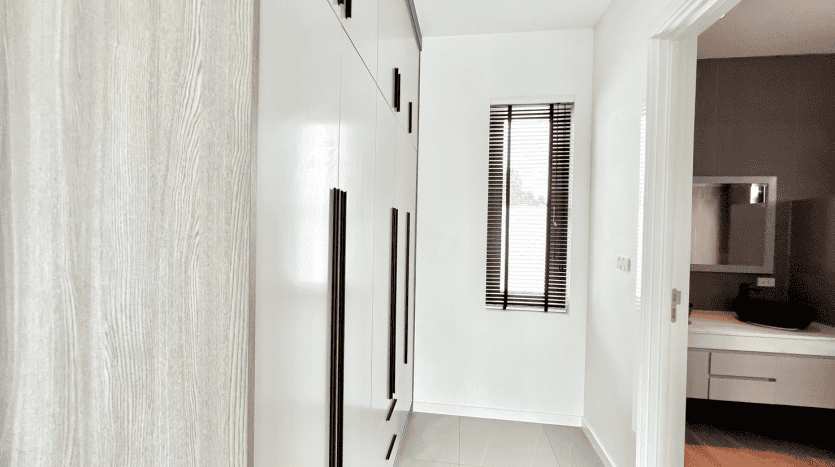 Brand New Luxury 3-Bedroom Pool Villa for Sale in Hua Hin Town