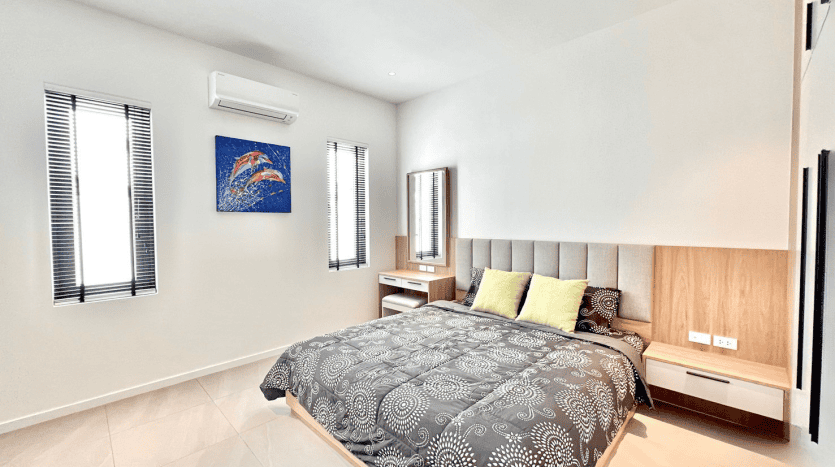 Brand New Luxury 3-Bedroom Pool Villa for Sale in Hua Hin Town
