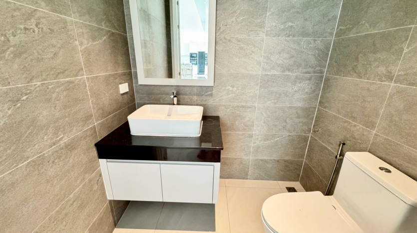 Brand New Luxury 3-Bedroom Pool Villa for Sale in Hua Hin Town
